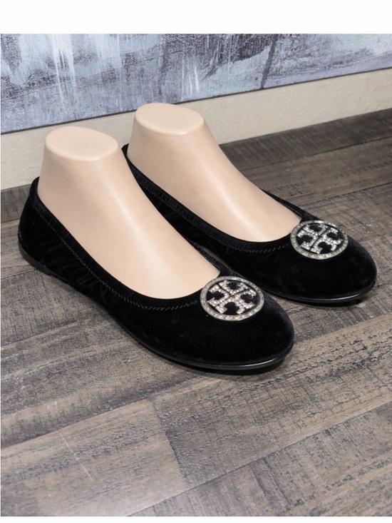 Tory Burch Shoes - Tory Burch black velvet Reva ballet flats SZ 8